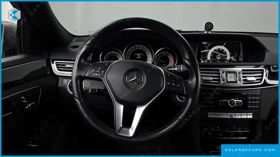 MERCEDES E-CLASS E250 BLUETEC 4MATIC AV