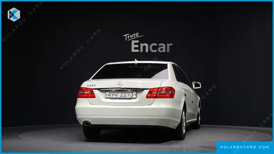 MERCEDES E-CLASS E200 CGI