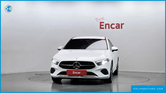 MERCEDES A-CLASS A220 SEDAN