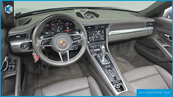 PORSCHE 911 CARRERA 4 CABRIOLET
