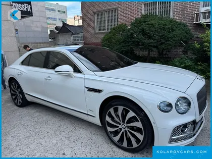 BENTLEY FLYING SPUR 4.0 AZURE