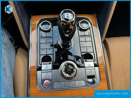 BENTLEY FLYING SPUR 4.0 AZURE
