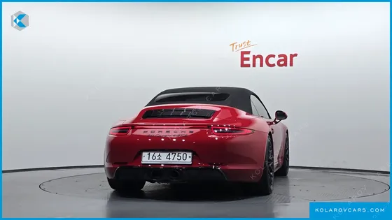 PORSCHE 911 CARRERA 4 GTS CABRIOLET