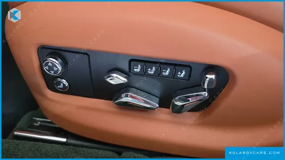 BENTLEY FLYING SPUR 4.0