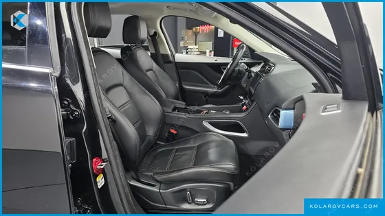JAGUAR F-PACE 20D PRESTIGE