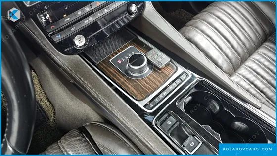JAGUAR F-PACE 20D PORTFOLIO