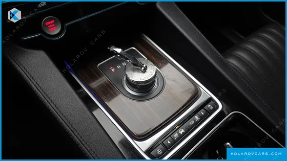 JAGUAR F-PACE 20D PORTFOLIO