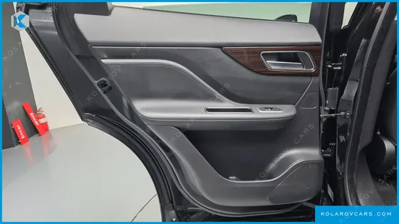 JAGUAR F-PACE 20D PORTFOLIO
