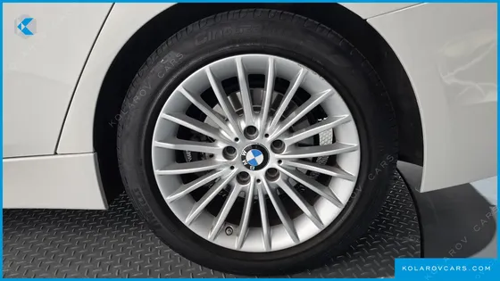 BMW 3 SERIES 320I LUXURY