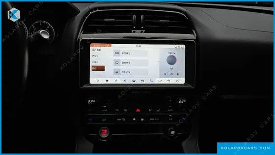 JAGUAR F-PACE 20D PORTFOLIO