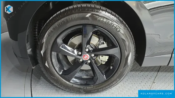 JAGUAR F-PACE 20D PRESTIGE