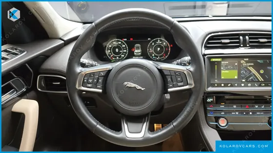 JAGUAR F-PACE 20D PRESTIGE
