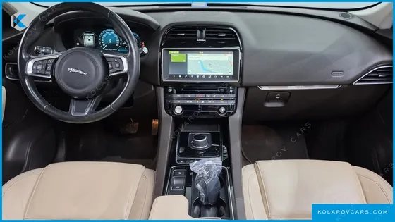 JAGUAR F-PACE 20D PRESTIGE