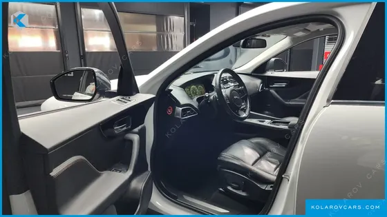 JAGUAR F-PACE 20D PRESTIGE
