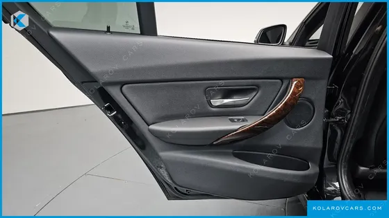 BMW 3 SERIES 320I