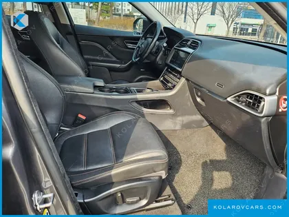 JAGUAR F-PACE 20D PRESTIGE