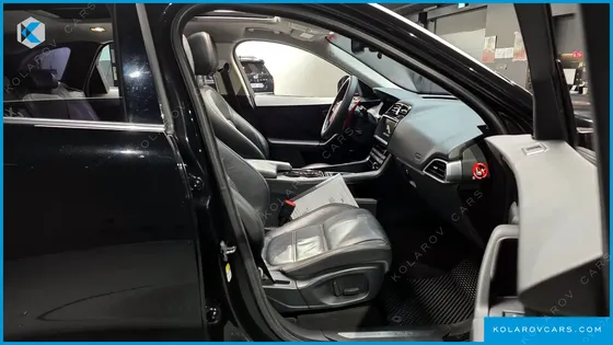 JAGUAR F-PACE 20D PRESTIGE
