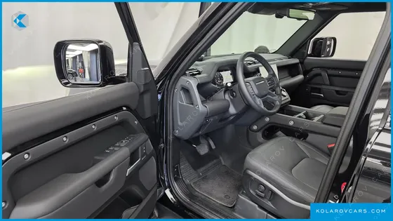 LAND ROVER DEFENDER 110 P300 X-DYNAMIC SE