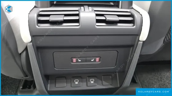 LAND ROVER DEFENDER 110 P300 X-DYNAMIC SE