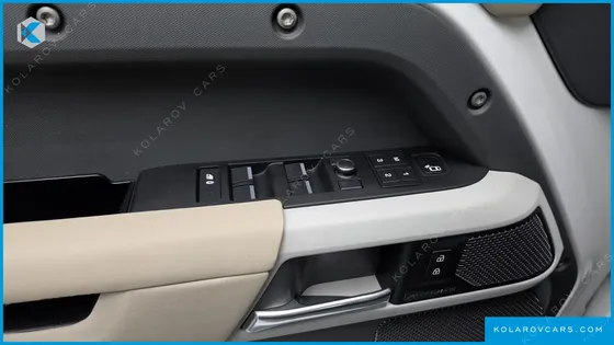 LAND ROVER DEFENDER 110 D240 SE