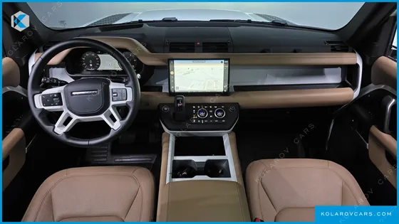 LAND ROVER DEFENDER 110 D300 X-DYNAMIC HSE