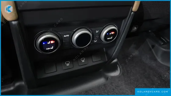 LAND ROVER DEFENDER 110 D300 X-DYNAMIC HSE