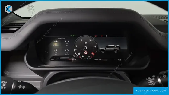 LAND ROVER DEFENDER 110 D300 X-DYNAMIC HSE