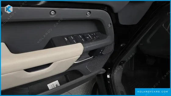 LAND ROVER DEFENDER 110 D300 X-DYNAMIC HSE