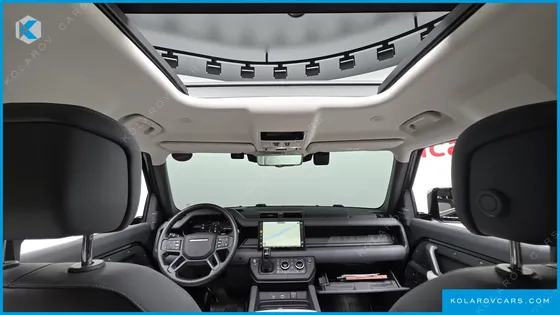 LAND ROVER DEFENDER 110 D300 X-DYNAMIC HSE