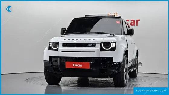 LAND ROVER DEFENDER 110 D300 X-DYNAMIC HSE