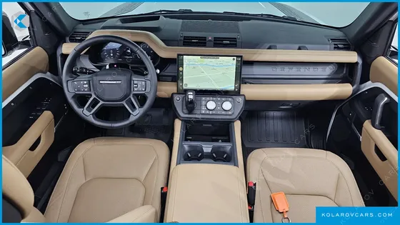 LAND ROVER DEFENDER 110 D300 X-DYNAMIC HSE