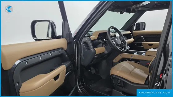 LAND ROVER DEFENDER 110 P300 X-DYNAMIC SE
