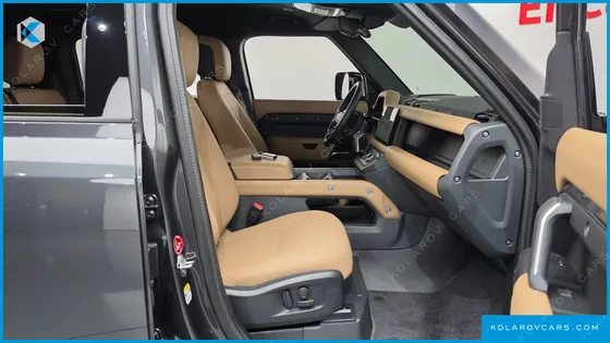LAND ROVER DEFENDER 110 P300 X-DYNAMIC SE