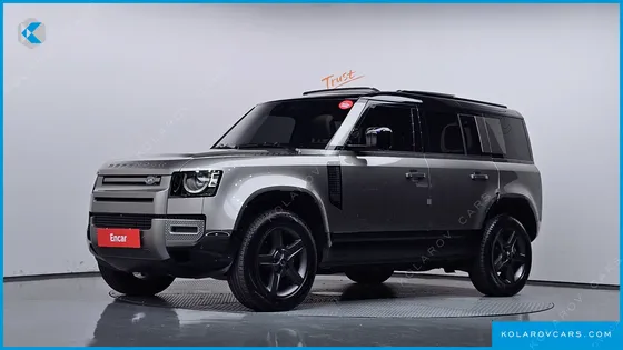 LAND ROVER DEFENDER 110 P300 X-DYNAMIC SE