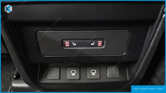 LAND ROVER DEFENDER 110 P300 X-DYNAMIC SE