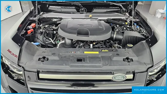 LAND ROVER DEFENDER 110 D300 X-DYNAMIC HSE