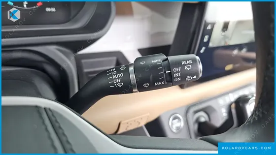 LAND ROVER DEFENDER 110 D300 X-DYNAMIC HSE