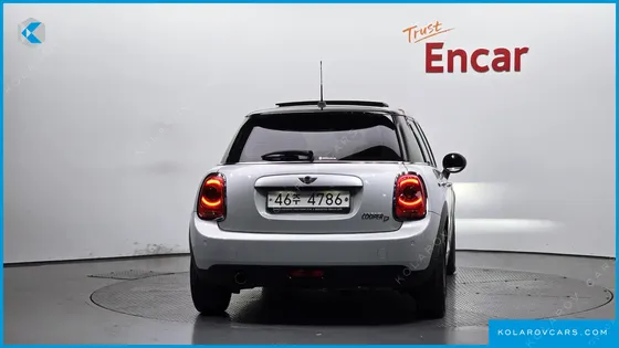 MINI COOPER 5DOOR MID