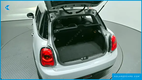 MINI COOPER 5DOOR MID