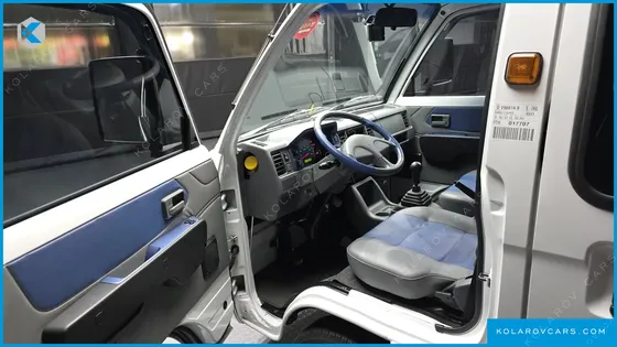 CHEVROLET (GM DAEWOO) DAMAS 5-SEATER COACH