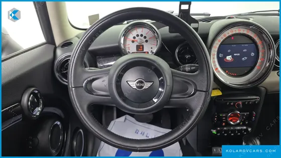 MINI COOPER BAKER STREET