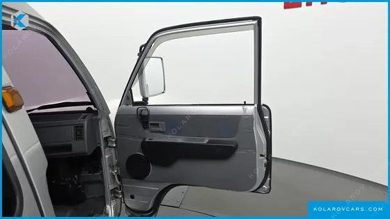 CHEVROLET (GM DAEWOO) DAMAS 5-SEATER COACH