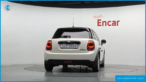 MINI COOPER 5DOOR MID