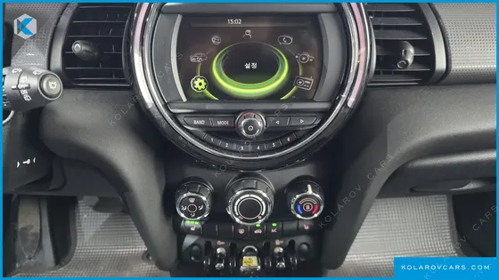 MINI COOPER 5DOOR MID