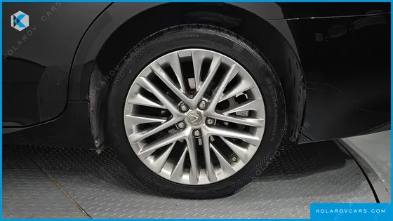 LEXUS ES EXECUTIVE