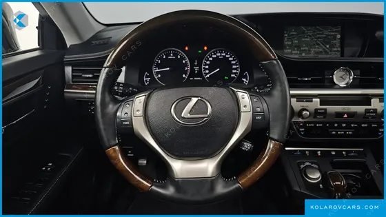 LEXUS ES EXECUTIVE