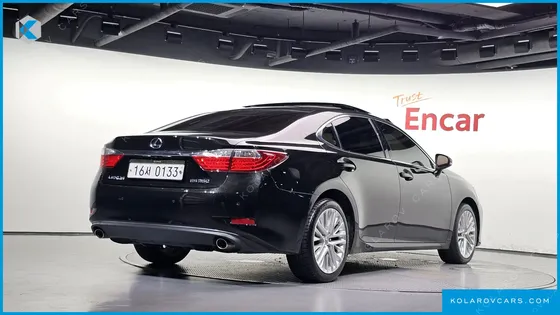 LEXUS ES EXECUTIVE