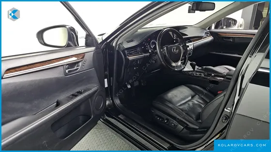 LEXUS ES EXECUTIVE