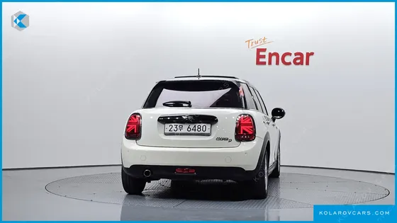 MINI COOPER 5DOOR MID