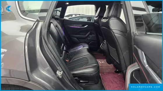 MASERATI LEVANTE 3.0 AWD
